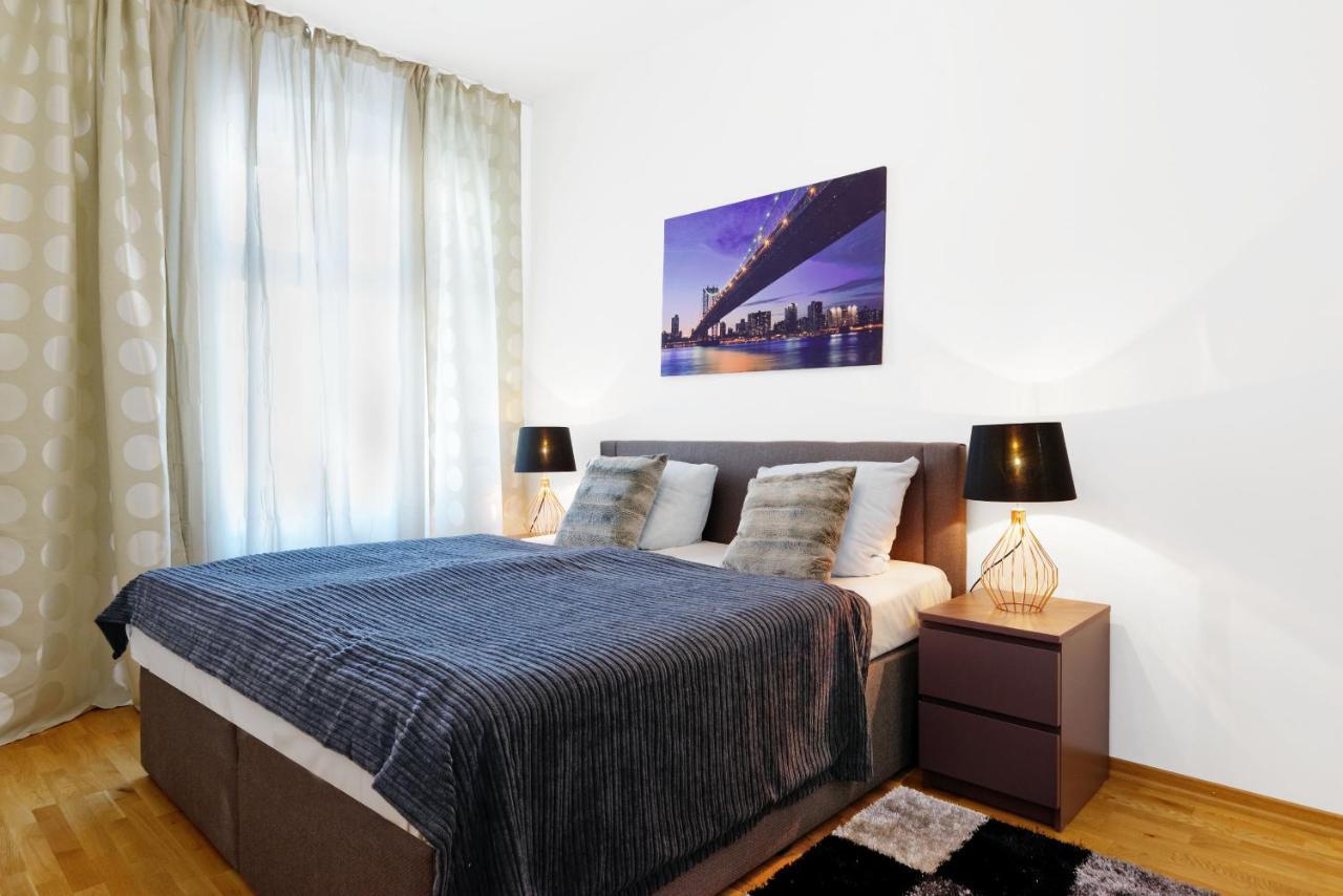 Grand Central City Apartments Mitte Rosenthaler Platz Berlino Esterno foto